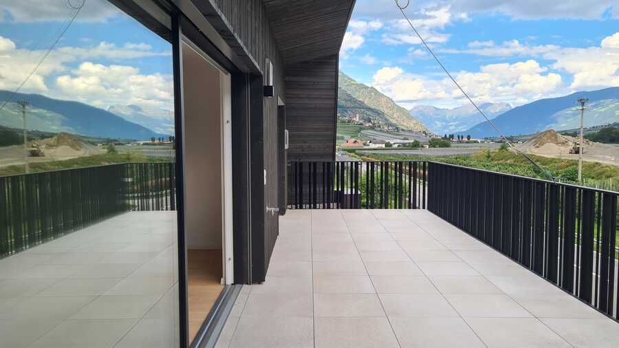 Dachgeschosswohnung mit großer Terrasse und unverbaubarer Aussicht