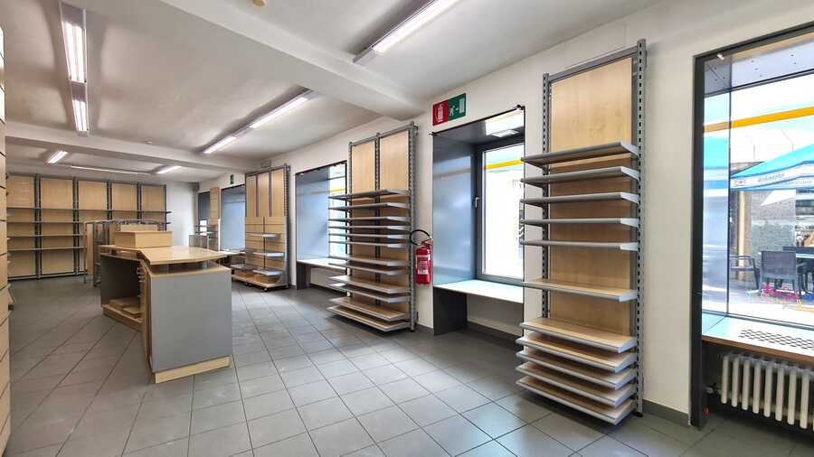 Schönes Geschäftslokal in bester Lage zu vermieten 6