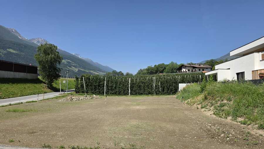 Baugrundstück in sonniger Lage in Goldrain zu verkaufen 9