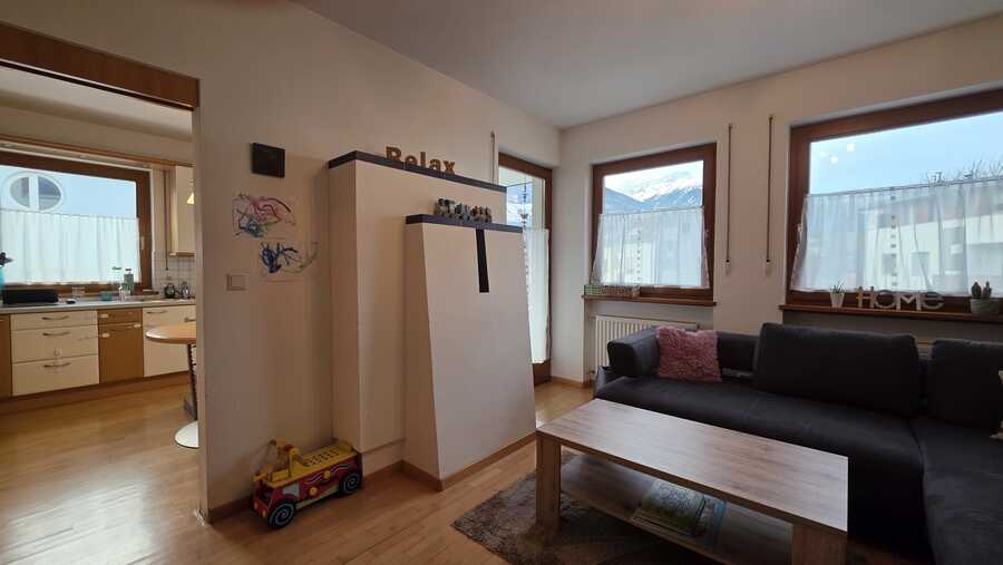 Helle Mietwohnung mit Terrasse in Wohngegend in Schlanders - 2 Schlafz 2