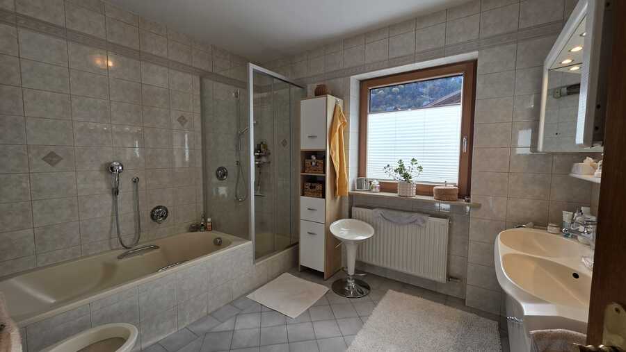 Eckreihenhaus mit gemütichem Garten in ruhiger Lage – Wohnen mit Be 10