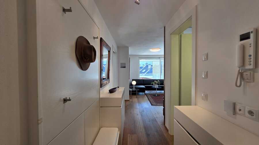 Stilvolle Vierzimmerwohnung im Zentrum von Schlanders mit Panoramaausb 3