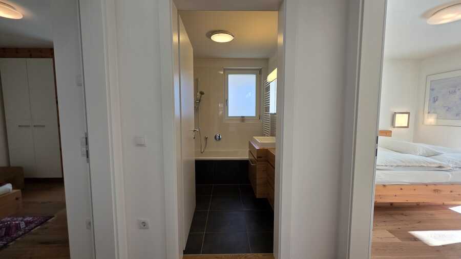 Stilvolle Vierzimmerwohnung im Zentrum von Schlanders mit Panoramaausb 6