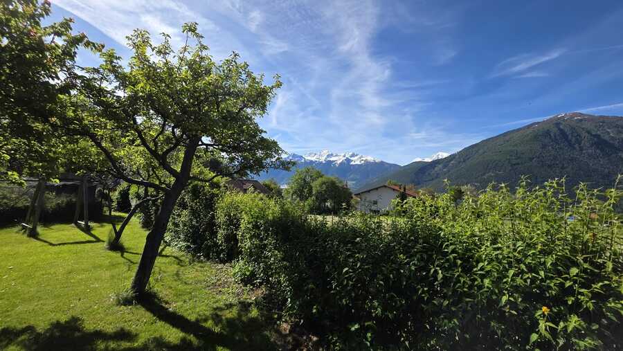 Attraktive 4-Zimmer-Gartenwohnung mit Ortlerblick in Mals - exklusiv u 4