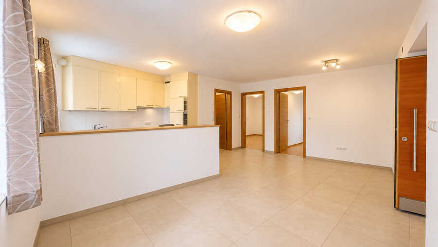 Nette Dreizimmerwohnung im Zentrum von Schlanders zu vermieten
