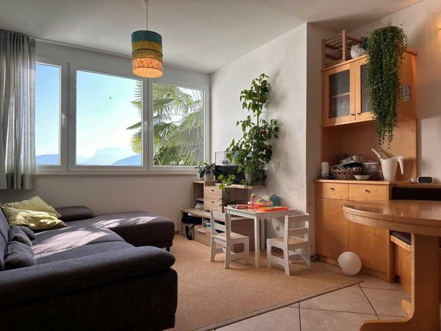 Dreizimmer-Duplexwohnung mit Panoramasicht ins Tal 3