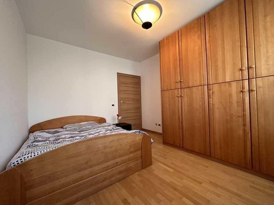 Drei- Vierzimmerwohnung mit Terrasse in guter Lage 2