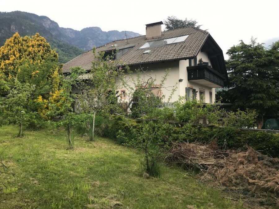 Freistehendes Haus im landwirtschaftlichem Grün - 1200m² Grund
