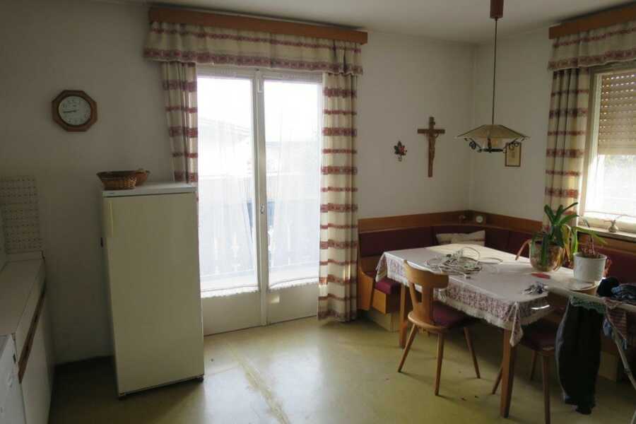 Freistehendes Haus im landwirtschaftlichem Grün - 1200m² Grund 6