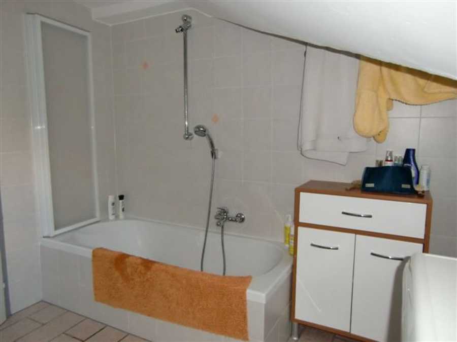 4-5 Zimmerwohnung mit Garage 8