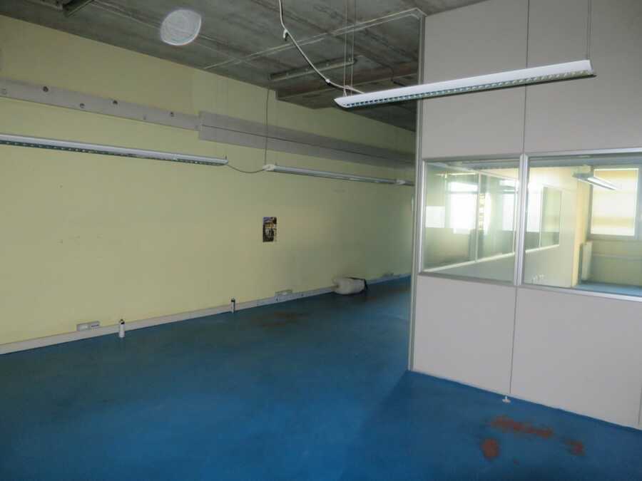 800m² Bürofläche + 400m² Magazin 7