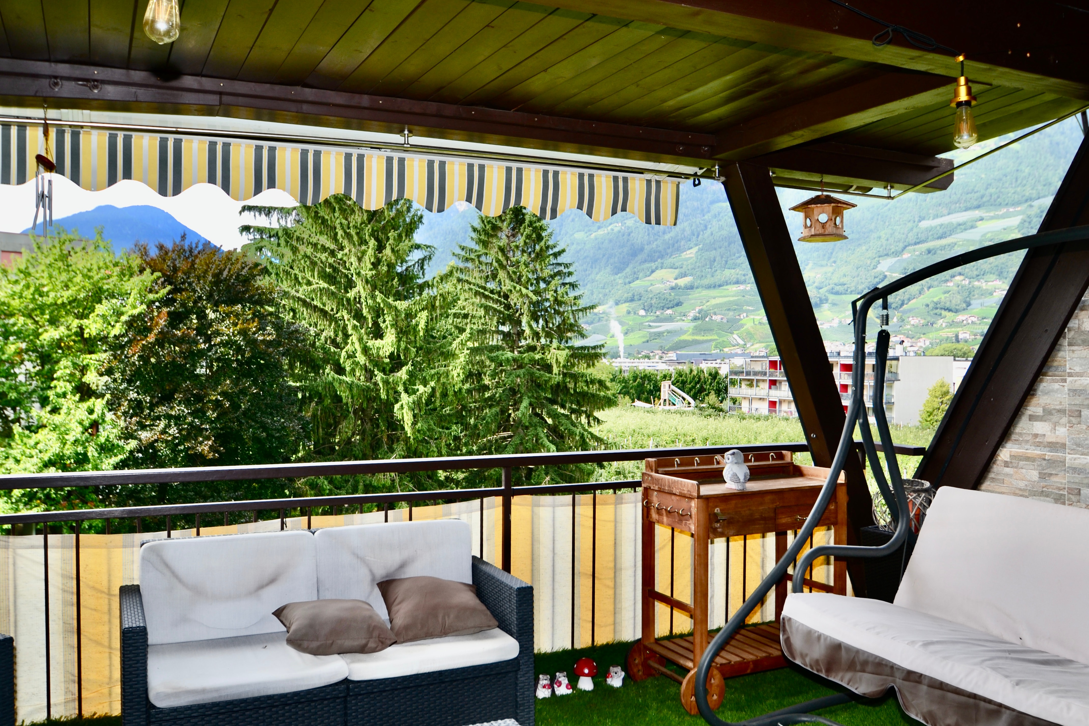 Attraktive 3-Zimmer-Maisonette-Wohnung mit Ausbaupotenzial zum 4-... Attraktive 3-Zimmer-Maisonette-Wohnung mit Ausbaupotenzial zum 4-...