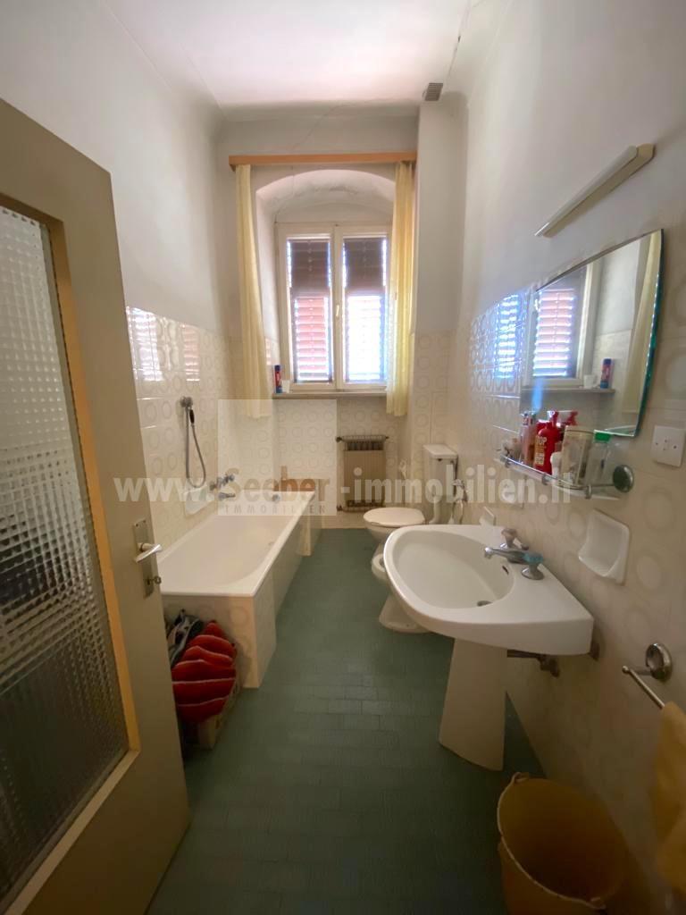 Herrschaftliche Wohnung im Zentrum mit sehr großzügigem eigenem G... 4 Herrschaftliche Wohnung im Zentrum mit sehr großzügigem eigenem G... 4