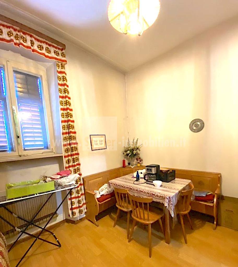 Herrschaftliche Wohnung im Zentrum mit sehr großzügigem eigenem G... 3 Herrschaftliche Wohnung im Zentrum mit sehr großzügigem eigenem G... 3