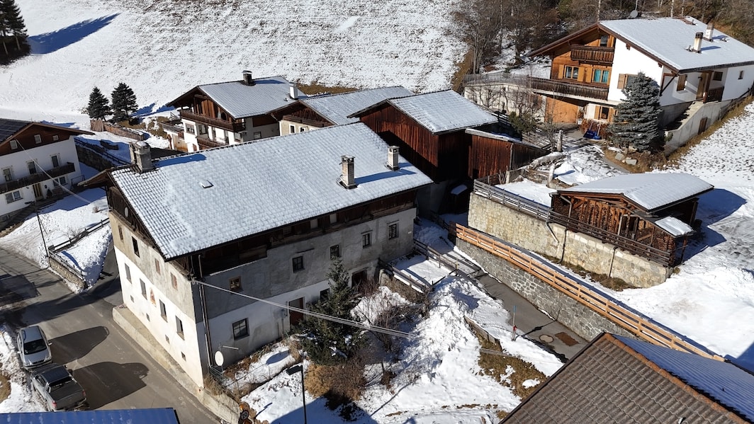 Ihr Traum vom Landleben – ein Teil dieses historischen Bauernhaus... 2 Ihr Traum vom Landleben – ein Teil dieses historischen Bauernhaus... 2