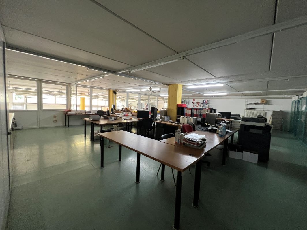 Helle Räume und perfekte Logistik – Ihr zukunftssicheres Magazin ... 5 Helle Räume und perfekte Logistik – Ihr zukunftssicheres Magazin ... 5