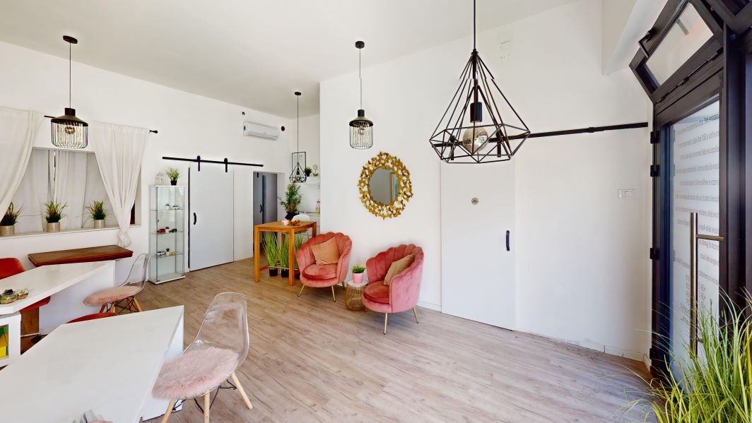 Geschäft - ideal als Kosmetiksalon oder Nagelstudio - in Bozen, D... 9 Geschäft - ideal als Kosmetiksalon oder Nagelstudio - in Bozen, D... 9