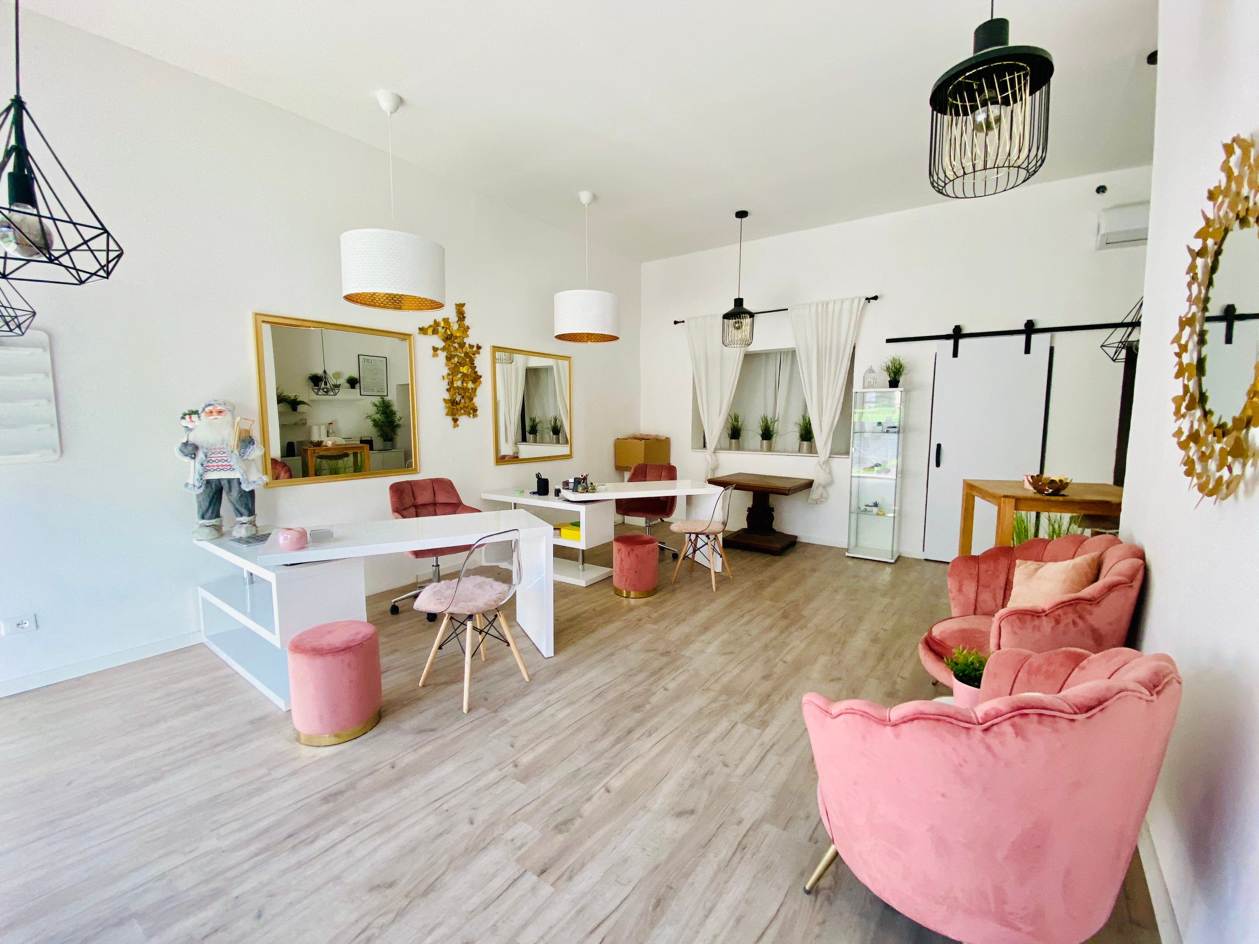 Geschäft - ideal als Kosmetiksalon oder Nagelstudio - in Bozen, D... 2 Geschäft - ideal als Kosmetiksalon oder Nagelstudio - in Bozen, D... 2