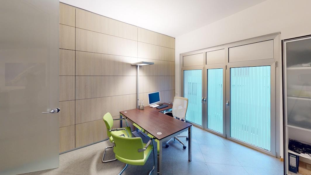 Modernes Büro/Studio im Herzen von Meran zu vermieten – Flexibel,... 9 Modernes Büro/Studio im Herzen von Meran zu vermieten – Flexibel,... 9