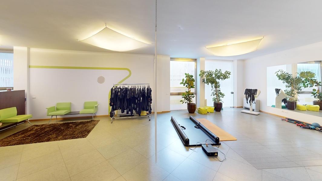 Modernes Büro/Studio im Herzen von Meran zu vermieten – Flexibel,... 3 Modernes Büro/Studio im Herzen von Meran zu vermieten – Flexibel,... 3