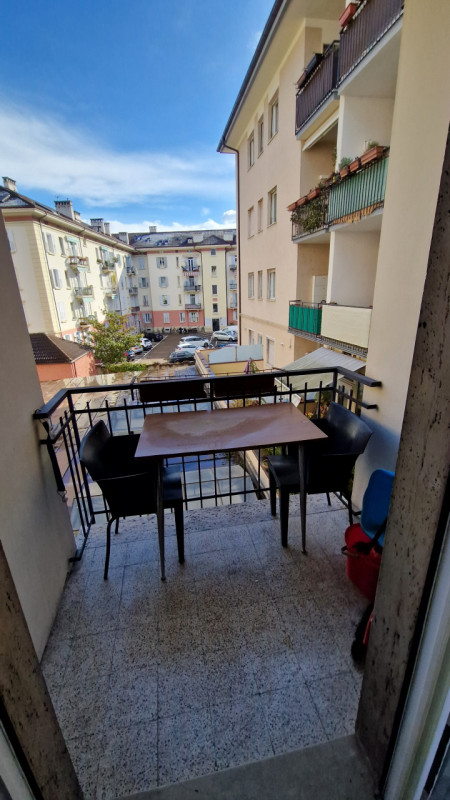 Monolokal 4 Monolokal 4