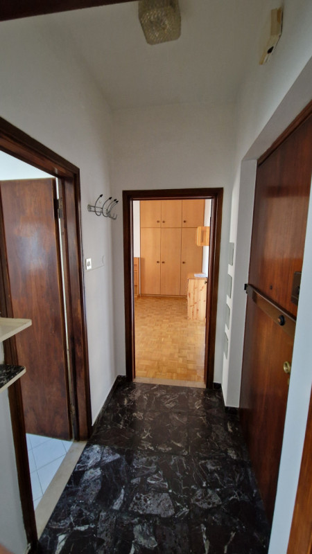 Monolokal 7 Monolokal 7