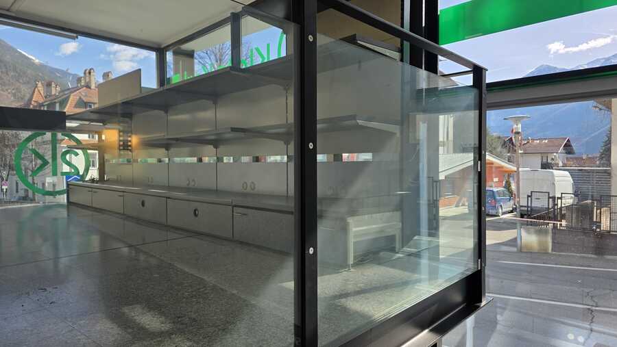 Helles, großzügiges Lokal in attraktiver Lage – ideal als Büro- o 5 Helles, großzügiges Lokal in attraktiver Lage – ideal als Büro- o 5