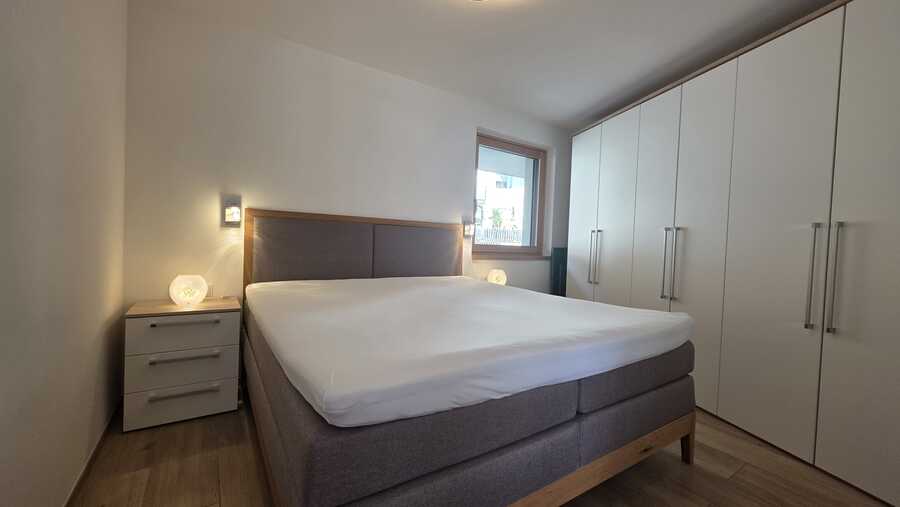 Traumhafte Dreizimmerwohnung mit großer Südterrasse, unverbaubarer B 7 Traumhafte Dreizimmerwohnung mit großer Südterrasse, unverbaubarer B 7